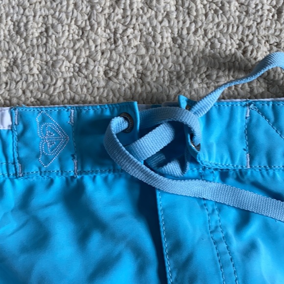 Rosy board shorts - Picture 7 of 8